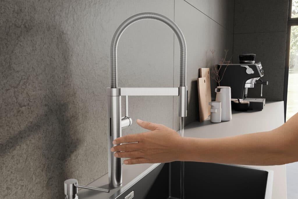 Le robinet de cuisine assume bien plus de fonctions que la simple alimentation en eau. 5