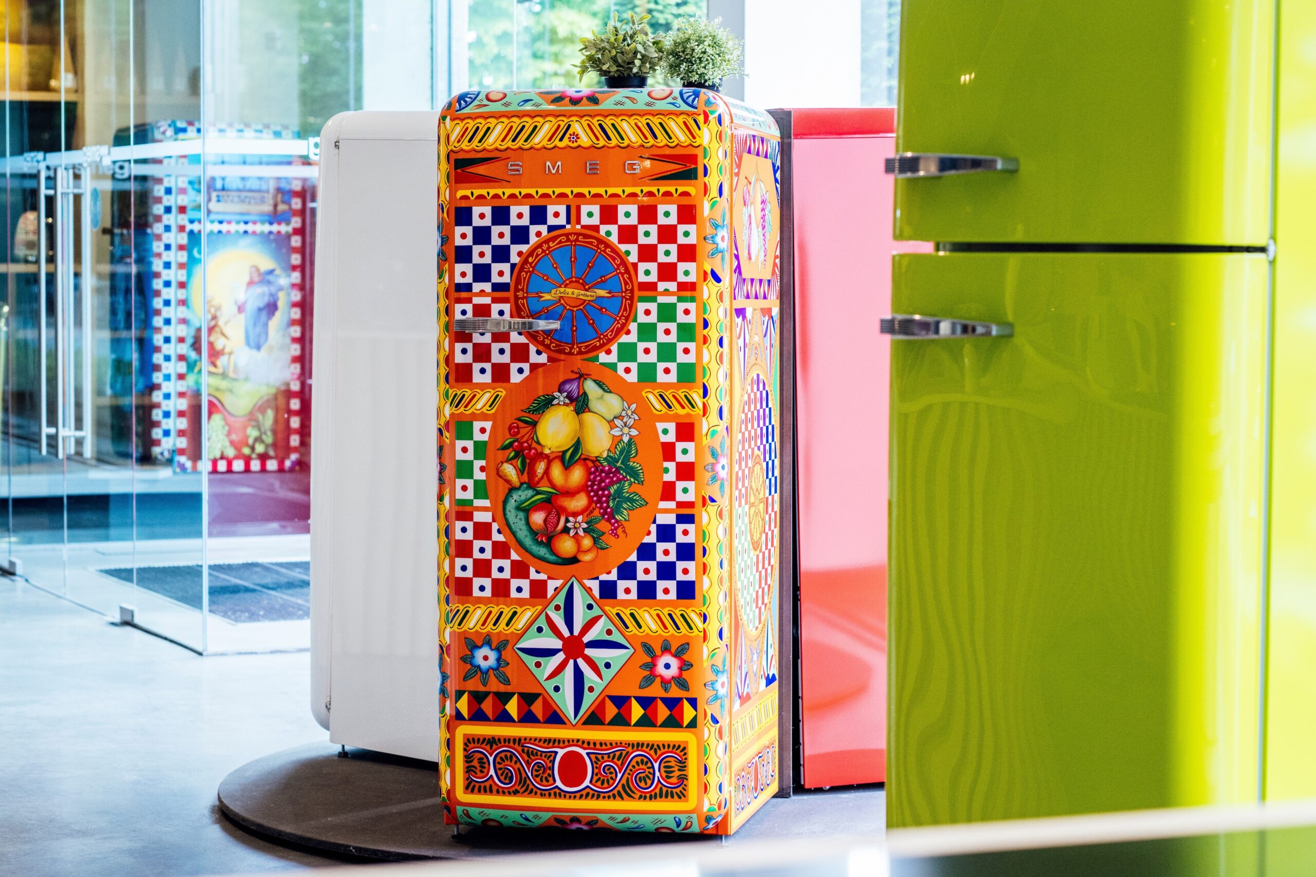 Smeg renforce sa relation avec le secteur des cuisines 6