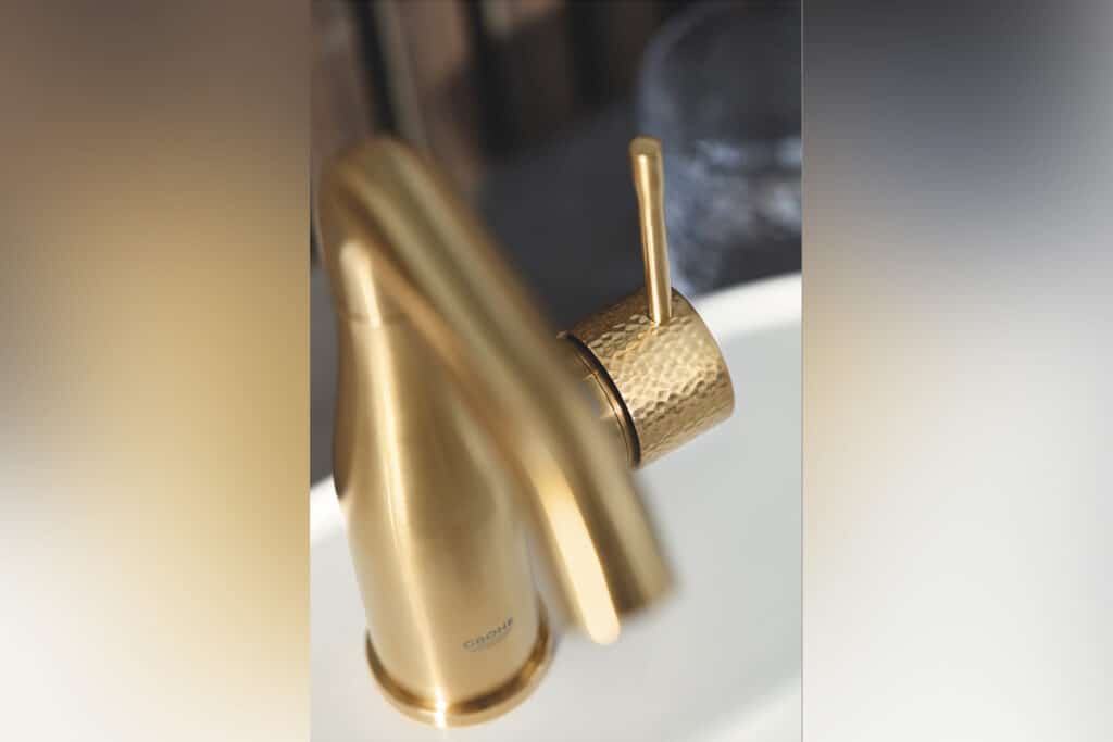Des robinets de salle de bains alliant forme, finesse et fonctionnalité 1